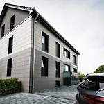 Heaven House Sonnenschein アパート